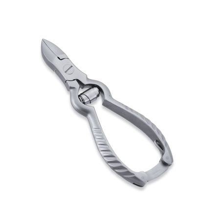 NAIL AND PEDICURE CUTTER